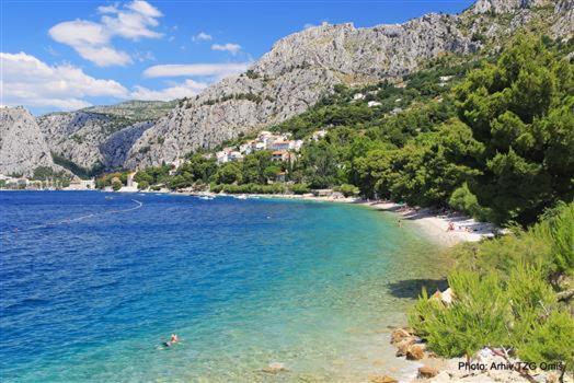 Apartments Tina Omiš Eksteriør bilde